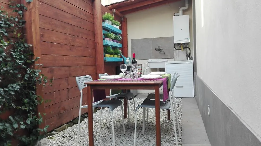 Veracini Apartment Florence 0*,  Italy